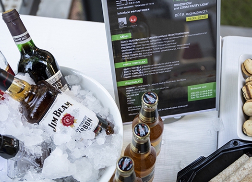 Last Naughtone Roadshow & Cosm Party Light Last,Naughtone,Roadshow,&,Cosm,Party,Light