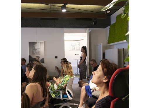 Last Naughtone Roadshow & Cosm Party Light Last,Naughtone,Roadshow,&,Cosm,Party,Light