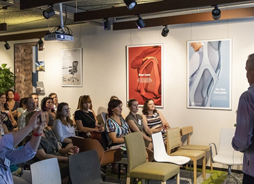 Last Naughtone Roadshow & Cosm Party Light Last,Naughtone,Roadshow,&,Cosm,Party,Light