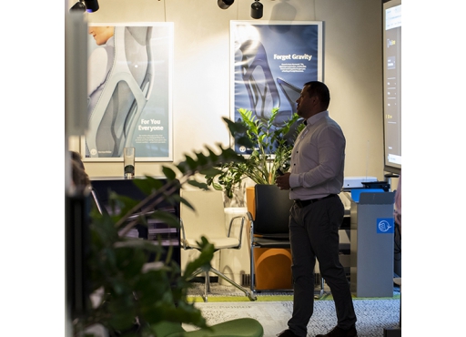 Last Naughtone Roadshow & Cosm Party Light Last,Naughtone,Roadshow,&,Cosm,Party,Light