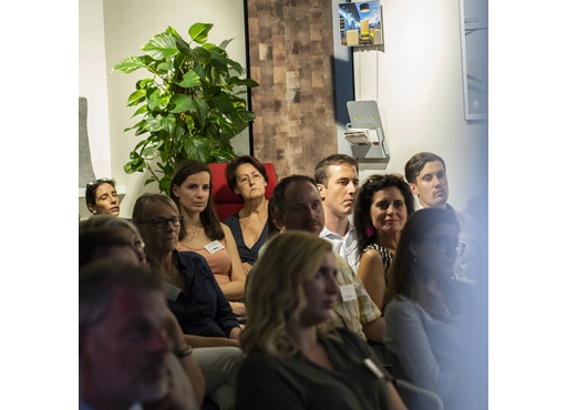 Last Naughtone Roadshow & Cosm Party Light Last,Naughtone,Roadshow,&,Cosm,Party,Light