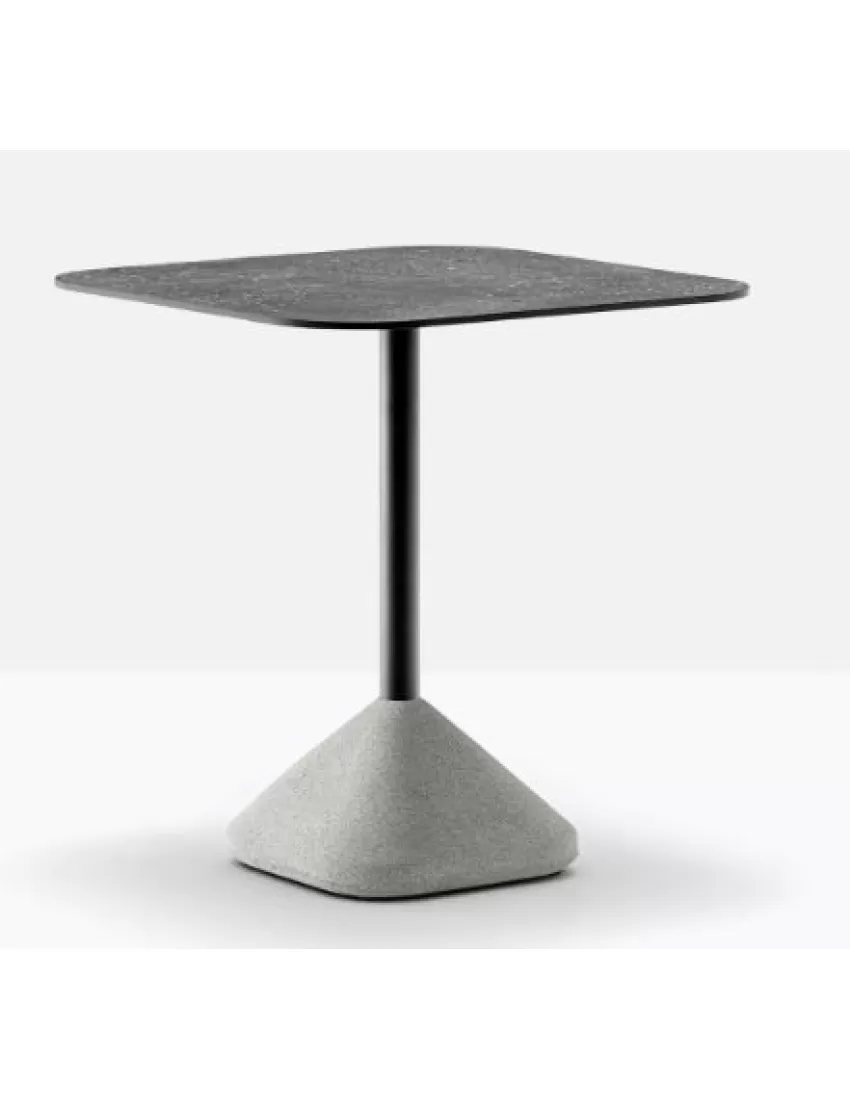 Concrete asztal Pedrali
